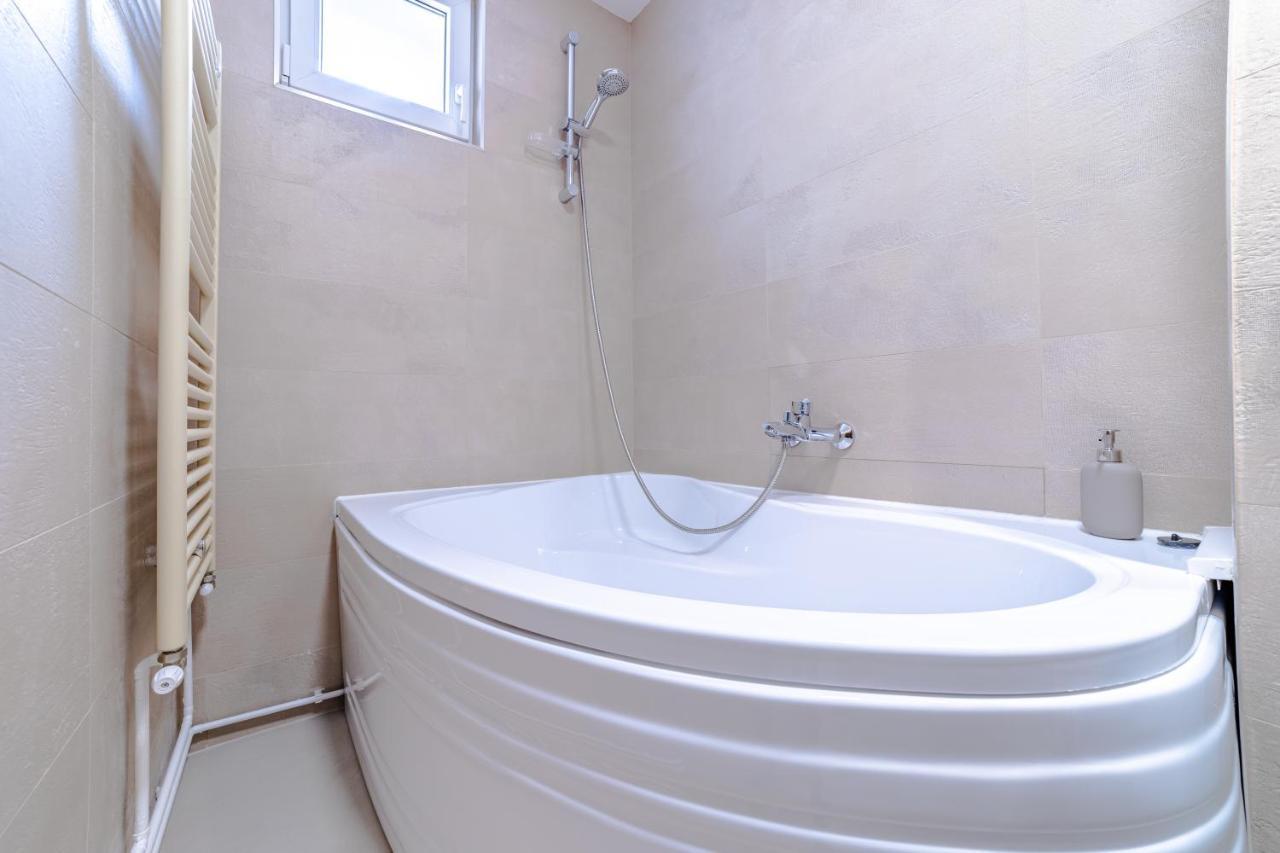 Apartament Garii Braşov Eksteriør bilde