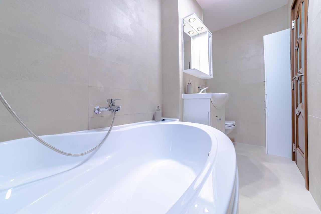 Apartament Garii Braşov Eksteriør bilde